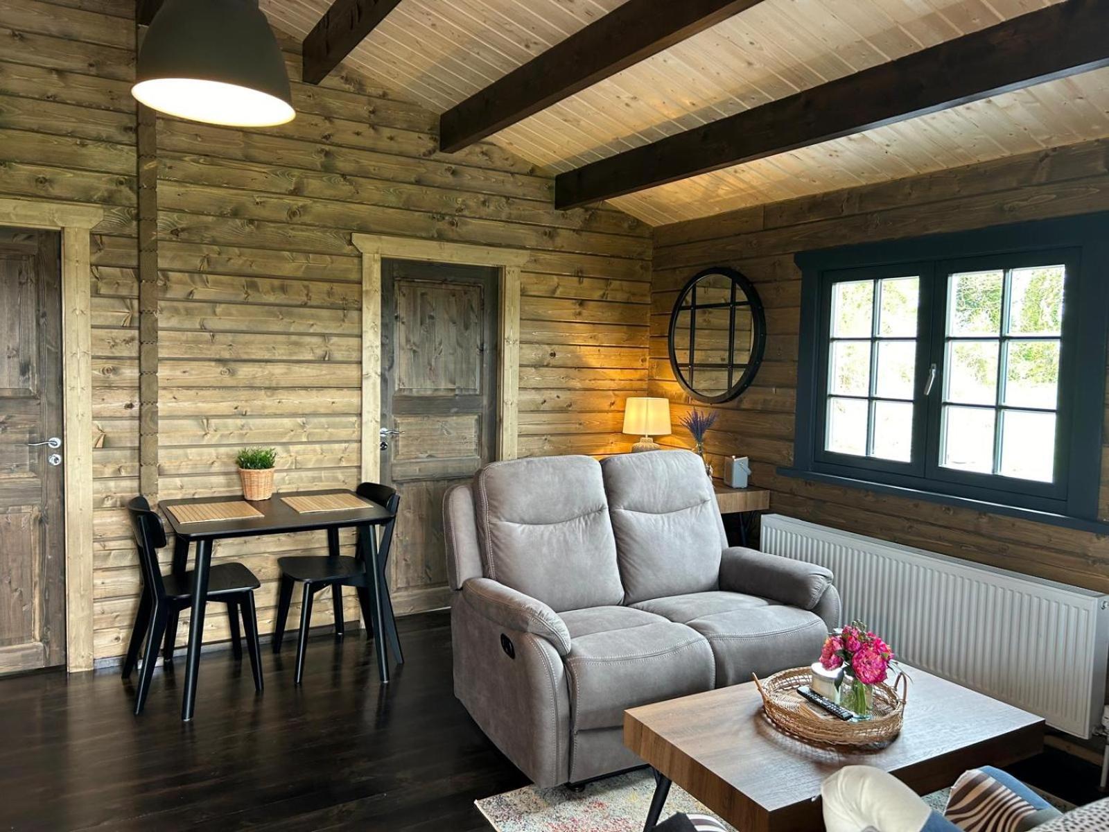 Little Rock Retreat Log Cabin With Hot Tub Castletown Geoghegan Exterior foto